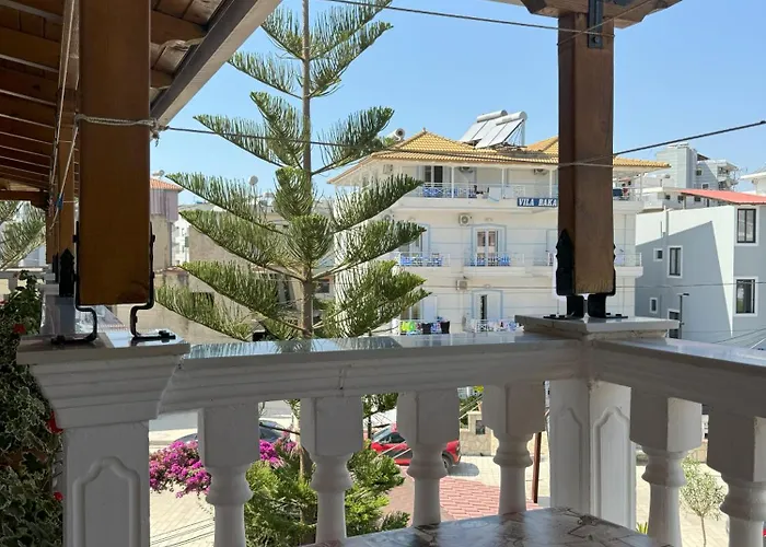 Garden Veli شقة *