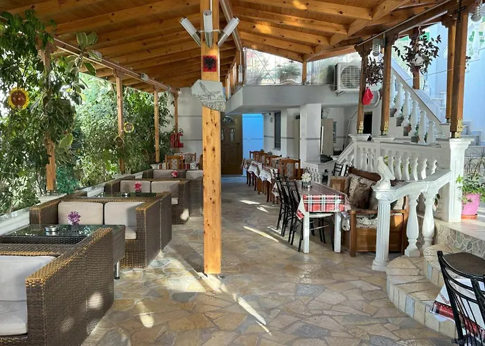 Garden Veli كساميل