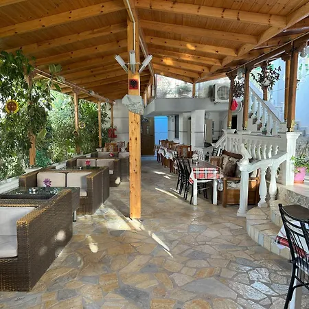Garden Veli Ksamil