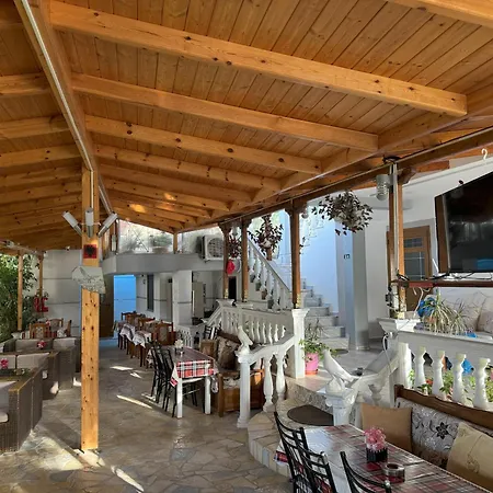 Apartment Garden Veli Ksamil