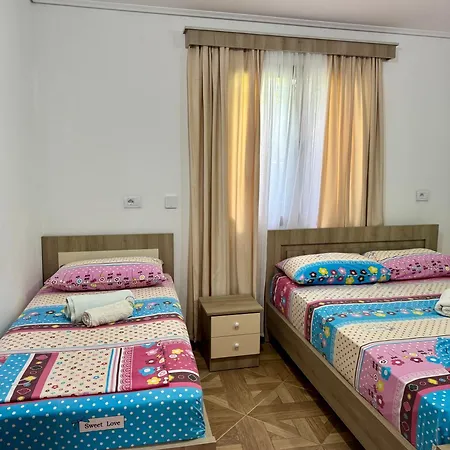 Garden Veli דירה *