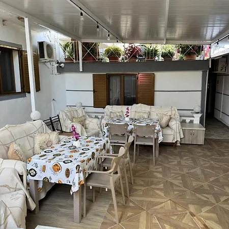 דירה Garden Veli *